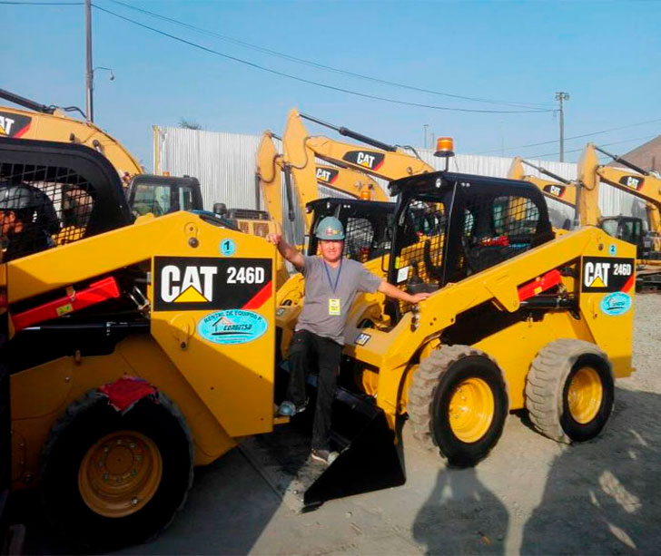 Alquiler de equipo liviano minicargadores