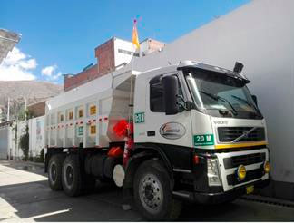 Alquiler de equipo pesado Volquete de 15 Mt3